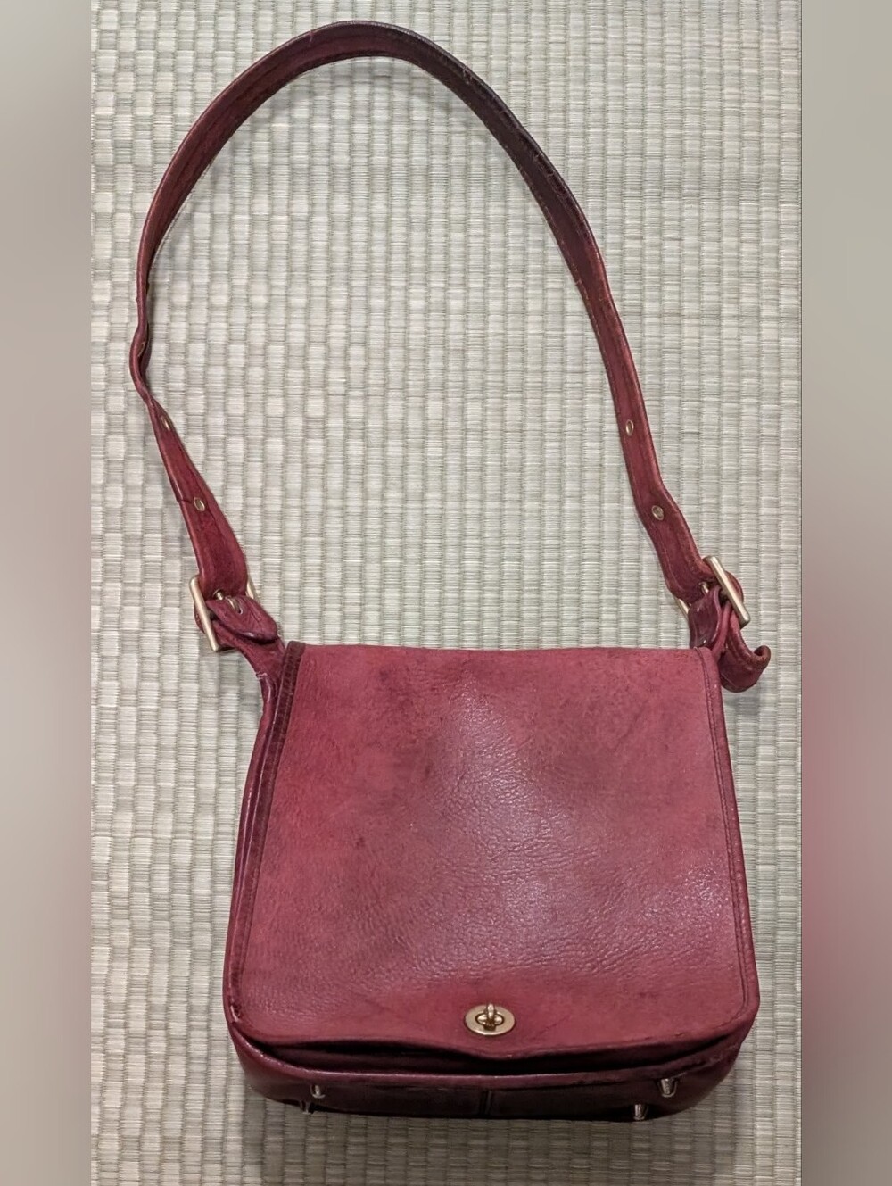 Vintage Coach Legacy Companion Flap Turn Lock Shoulder Bag Red Made in USA